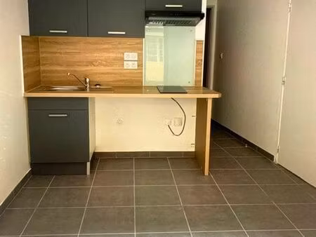 pamiers loue t2 proche de l'école infirmiere