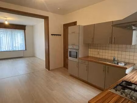 appartement rez-de-chaussée avenue dailly 123  parfait état