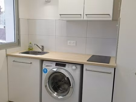 grand studio hyper centre + balcon + parking privé + grande cave