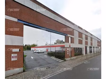 local d'activités à vendre