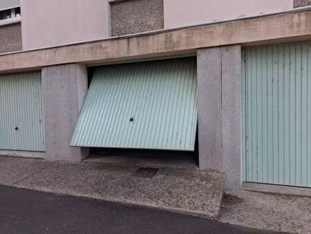 parking à louer
