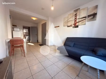 studio 1 pièce 20 m²