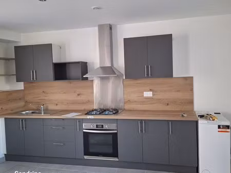 location maison lussas