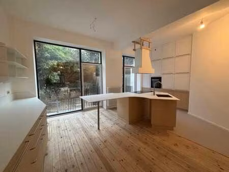 magnifique duplex 3ch avec extérieur