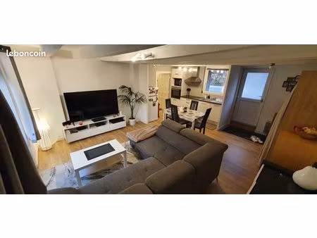 la roche vineuse  t2 avec garage