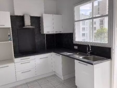 cabinet j et m plaisant