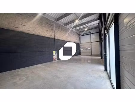 local d'activités à louer