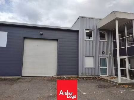 local d'activités à louer