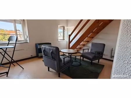 f1 duplex lot 16 pour étudiant libre de suite proche cours léopold et place carnot au 1 pl