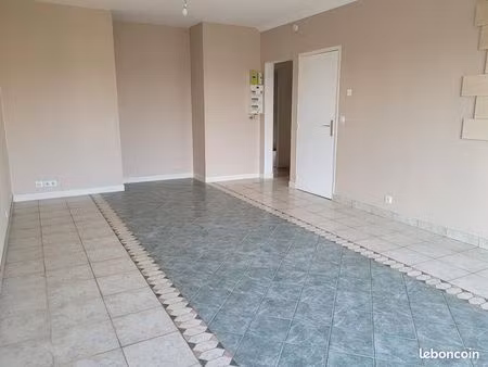 appartement 3 pièces 67 m²