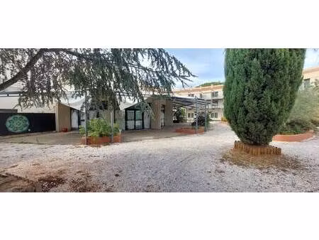 local commercial à louer