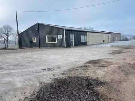 bâtiment industrielle à louer