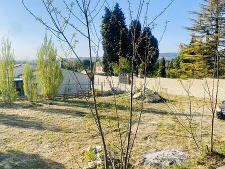 terrain constructible viabilisé à vendre