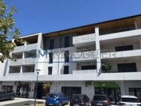 local commercial à vendre