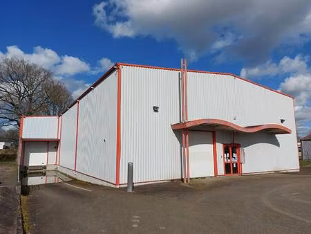 local d'activités à vendre