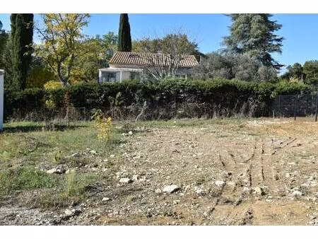 terrain constructible viabilisé à vendre