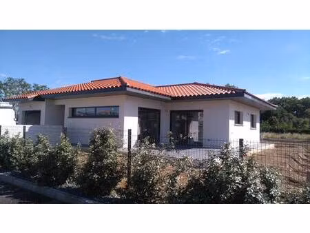 terrain avec maison neuve à vendre