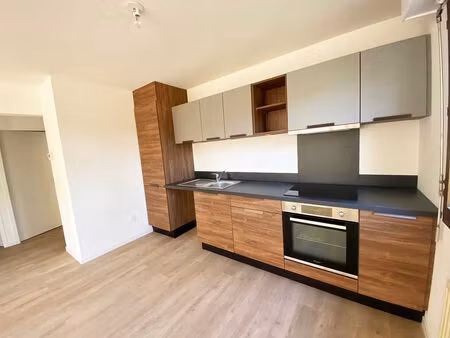 location appartement 2 pièces 52 m² à gaillard (74240)