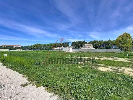 terrain constructible viabilisé à vendre
