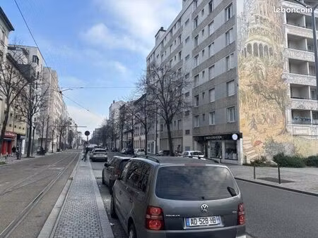 local commercial 47 m²