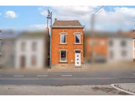 maison 4 facades avec jardin