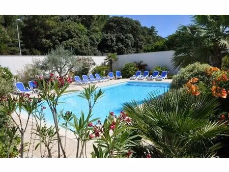 immeuble saint-georges-d'oléron 455 m² t-22 à vendre  1 449 000 €