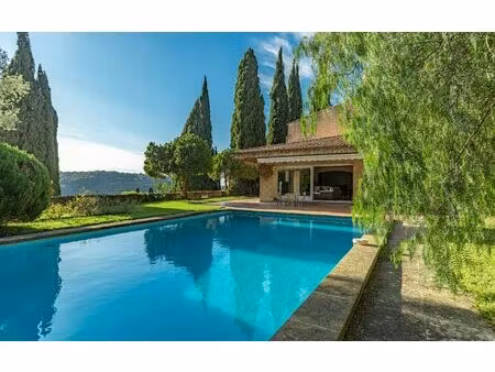 maison sanary-sur-mer 400 m² t-8 à vendre  1 490 000 €