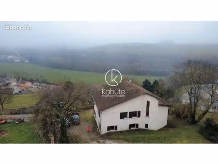 villa 7 pièces 134 m²