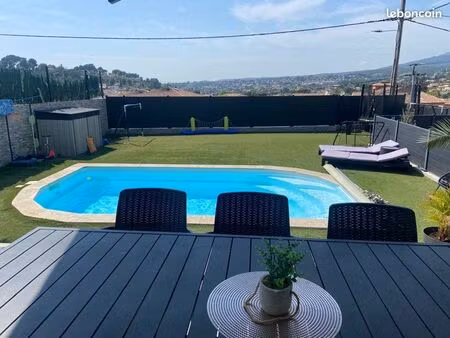 ? maison d’architecte avec piscine & vue dominante. allauch