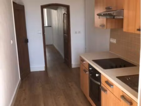 appartement t2 56 m2 b balcon traversant lumineux