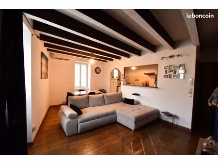 location à l'année maison de village t3 + bureau meublée et climatisée