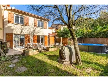 maison 6 pièces 155 m²