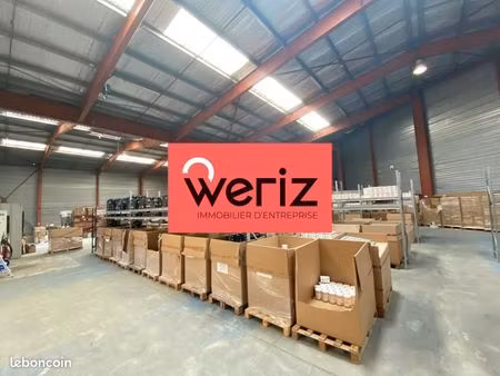 local industriel 1 235 m²