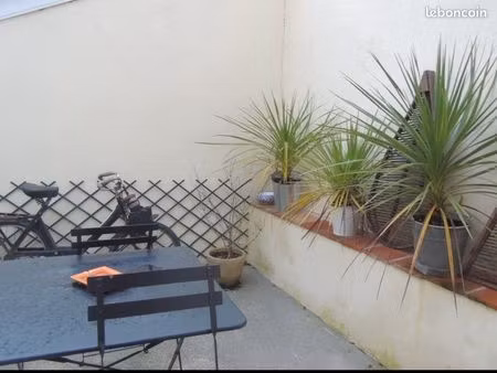 à louer maison de village gontaud de nogaret