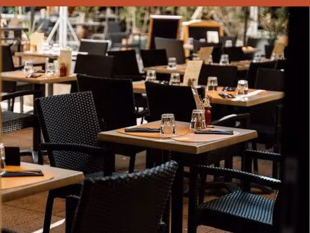 fonds de commerce – restaurant du midi  ensoleillé 10 mois dans l’année – clé en main – au