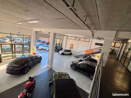 magnifique local 433 m² interieur + 380 m² exterieur la ciotat