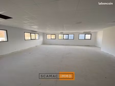 local d'activité 247 m²