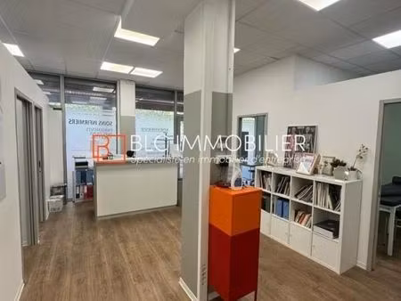 local commercial 140 m²