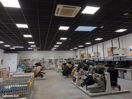 local commercial 551 m²