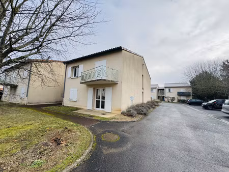 studio avec terrasse et parking