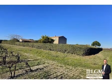 mas de 375 m2 avec 5 appartements