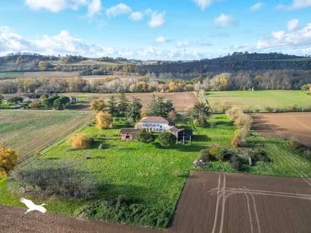 vente maison 8 pièces 326 m² saint-sulpice-la-pointe (81370)