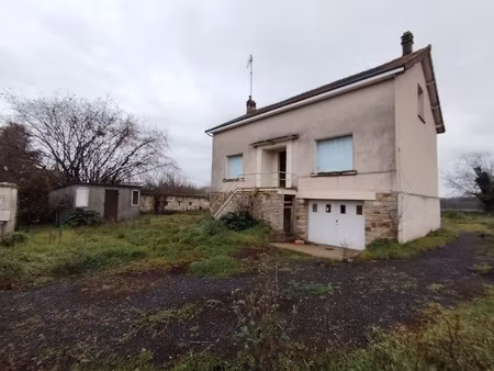 vente maison avec sous-sol et dépendances