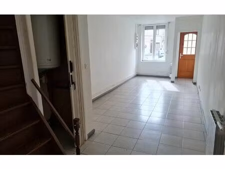 location maison  m² t-3 à tourcoing  635 €