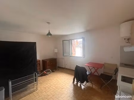 studio meublé 27m2