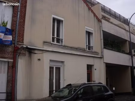 appartement 2 pièces de 33m² proche mairie
