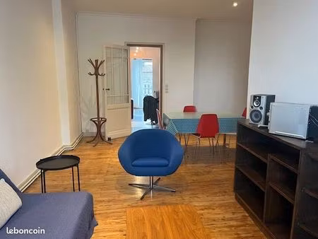 appartement t3 meublé avec terrasse  garage et cave