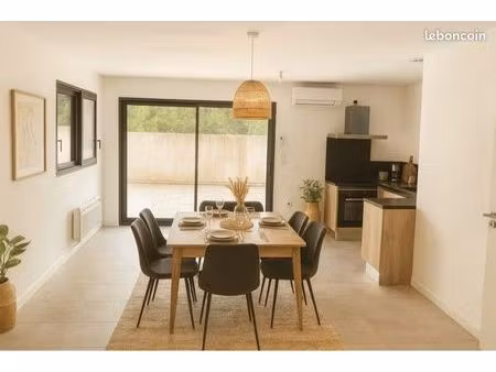 t4 103 m² lumineux – grande terrasse 30 m² – 2 parkings – calme absolu