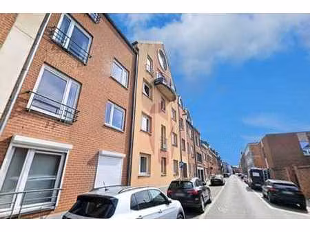 appartement 2 chambres avec terrasse et parking