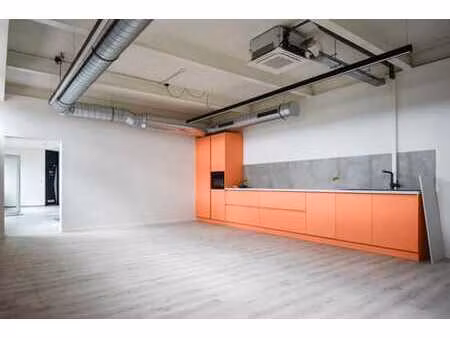 bureau prêt à l'emploi